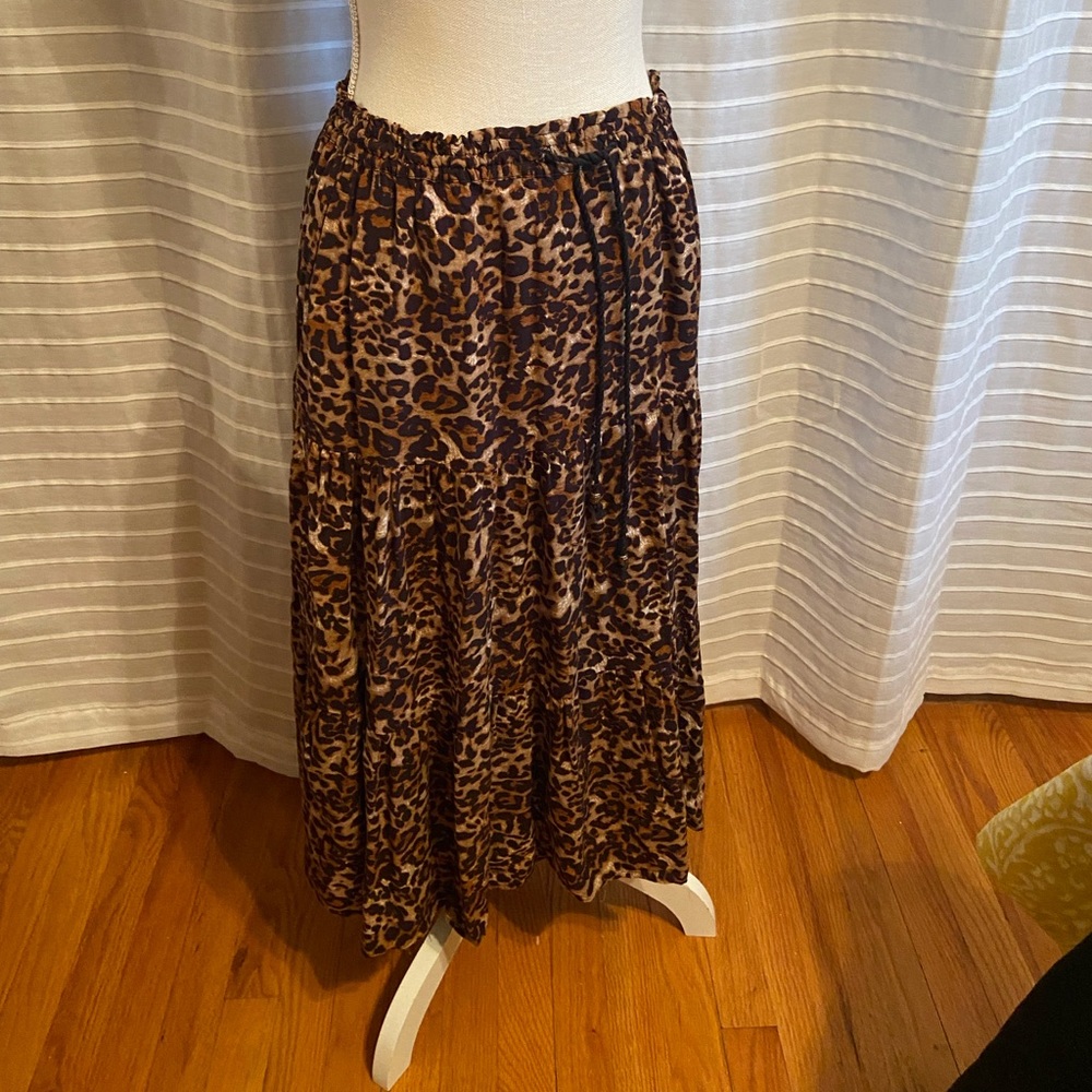 Style and Company animal print maxi skirt sz small
